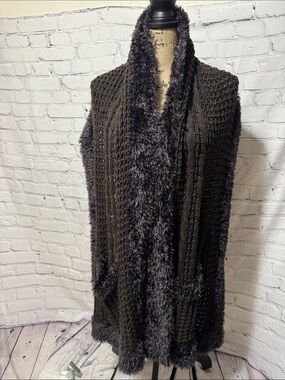 Like new Plush-Trim Cable Knit Shawl Wrap Scarf with Pockets in Deep Chocolate
